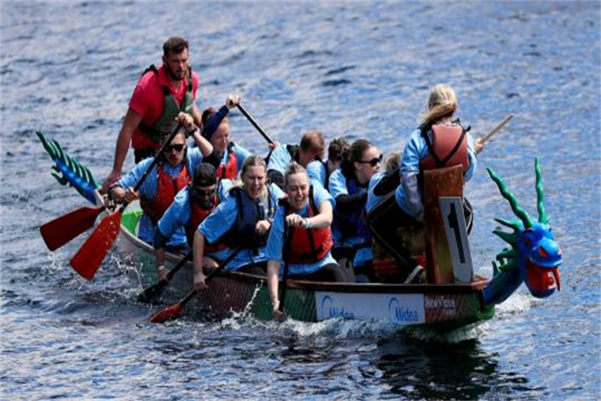 China's dragon boat tradition making waves in UK